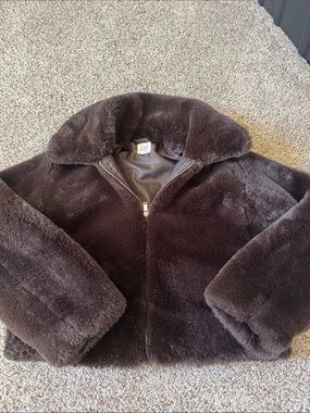 GAP FAUX FUR BOMBER JACKET